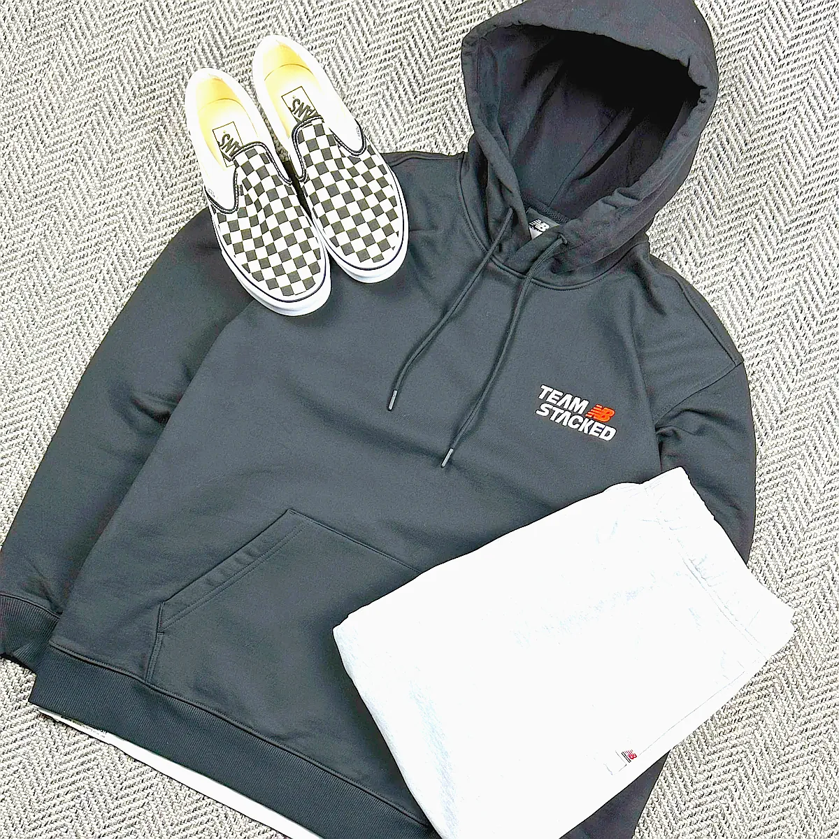 뉴발란스 후드티 기모 팀스택드 오버핏 커플 티셔츠 이미지 2 뉴발란스 후드티 기모 팀스택드 오버핏 커플 티셔츠 이미지 2